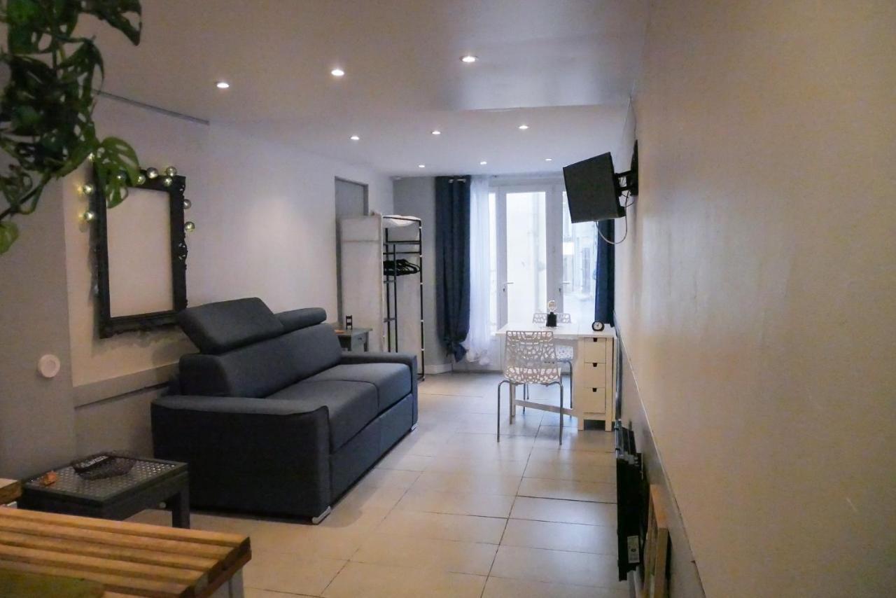 Le Studio - La Roquebrussanne Apartment Exterior foto